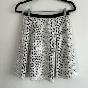 Vera Wang Lavender Label White Eyelet Lace Mini Skirt Size 6 Fairy Peasant Boho